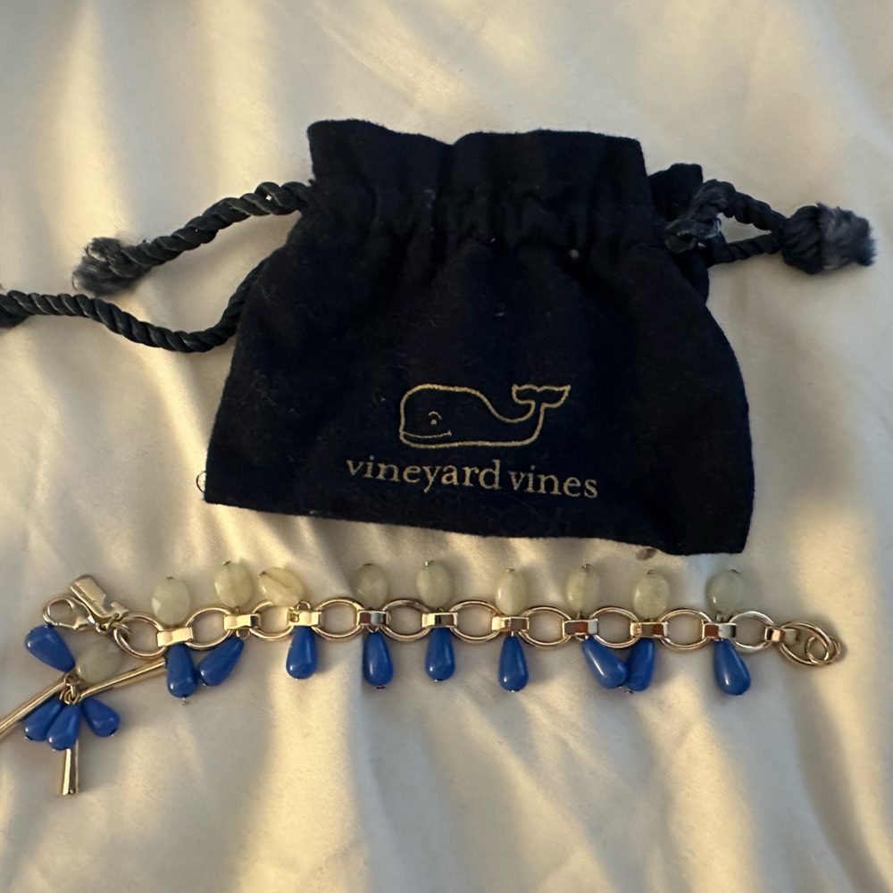 NWOT Vineyard Vines bracelet